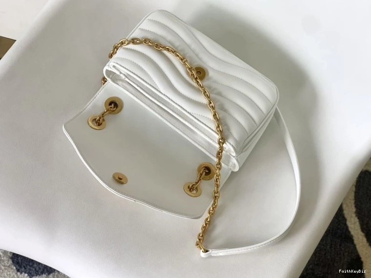 19528 GoAnywhere bags Satchel LX 0619